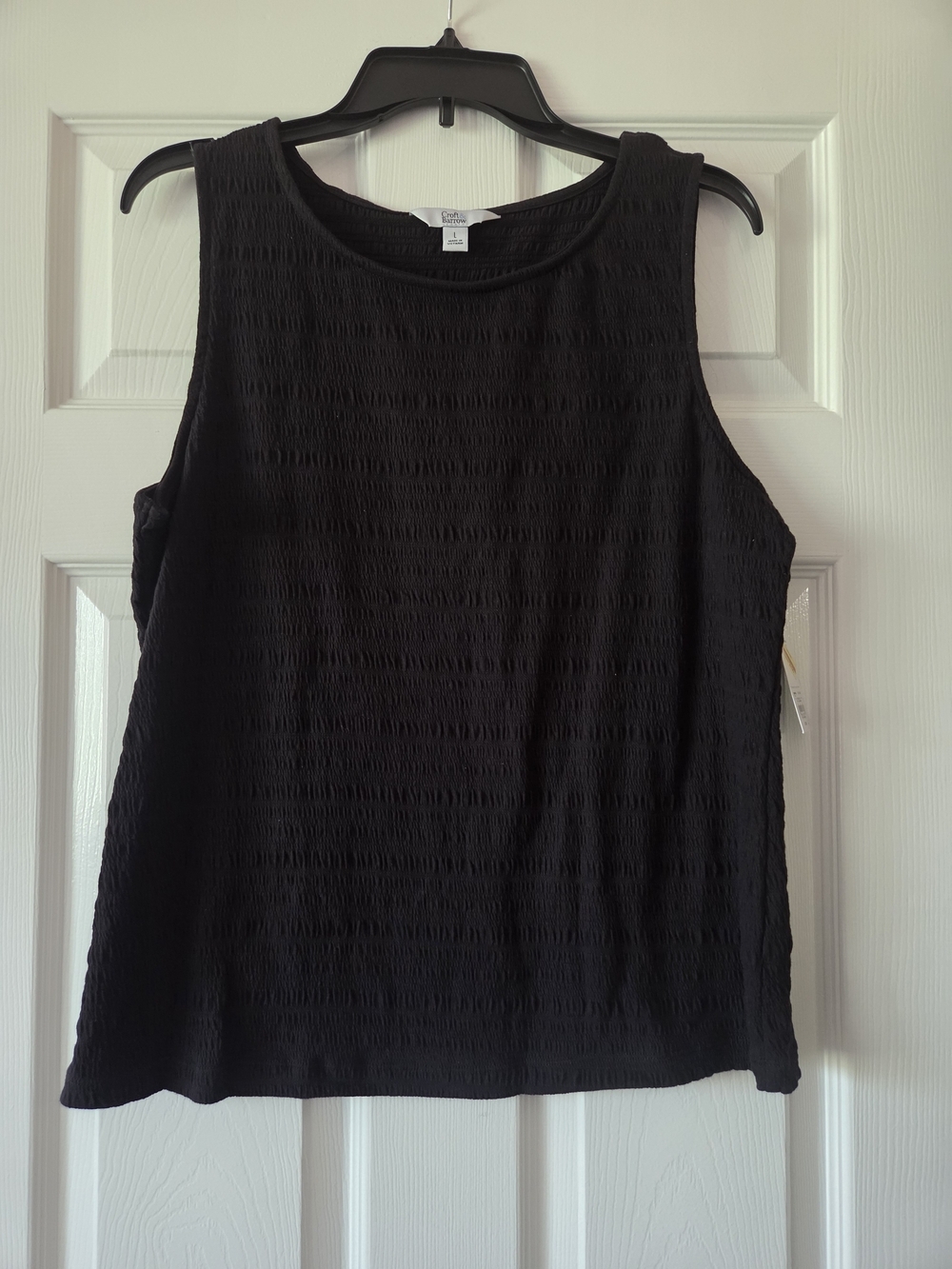 Women's black Croft & Barrow smocked tank size L NWT